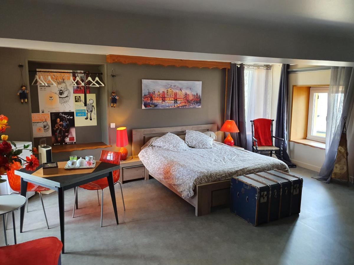 Double Room,695918397:JPEG