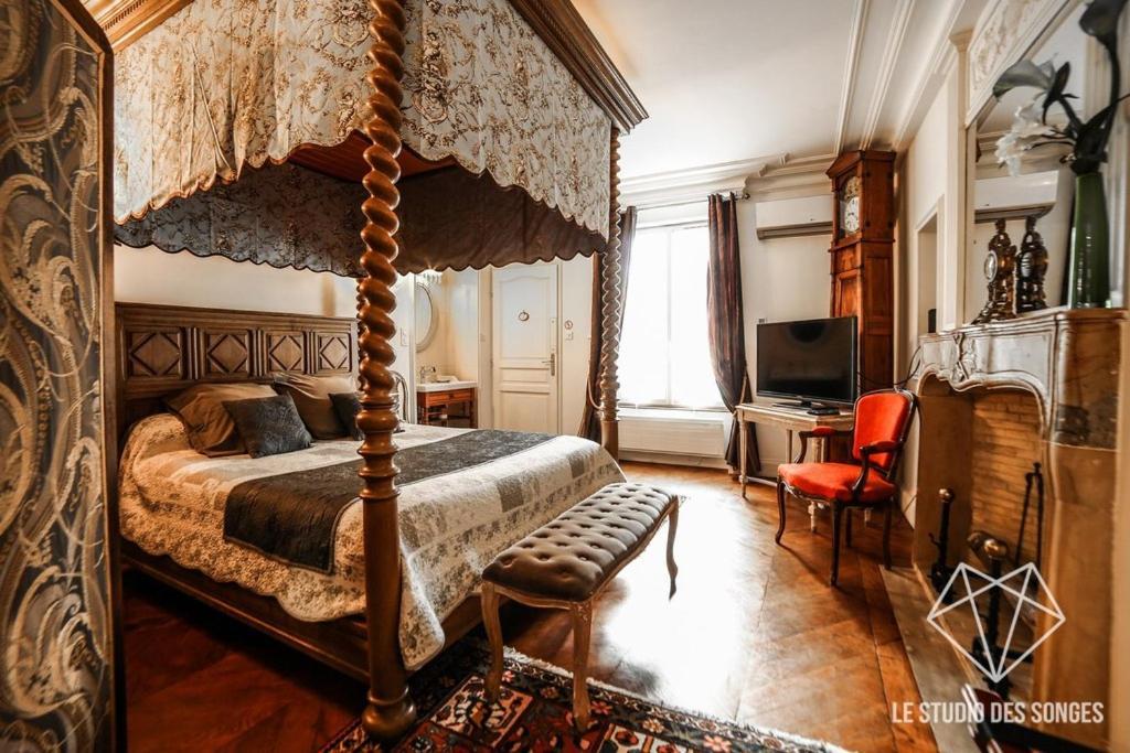 Apartment - Renaissance,1004738607:JPEG