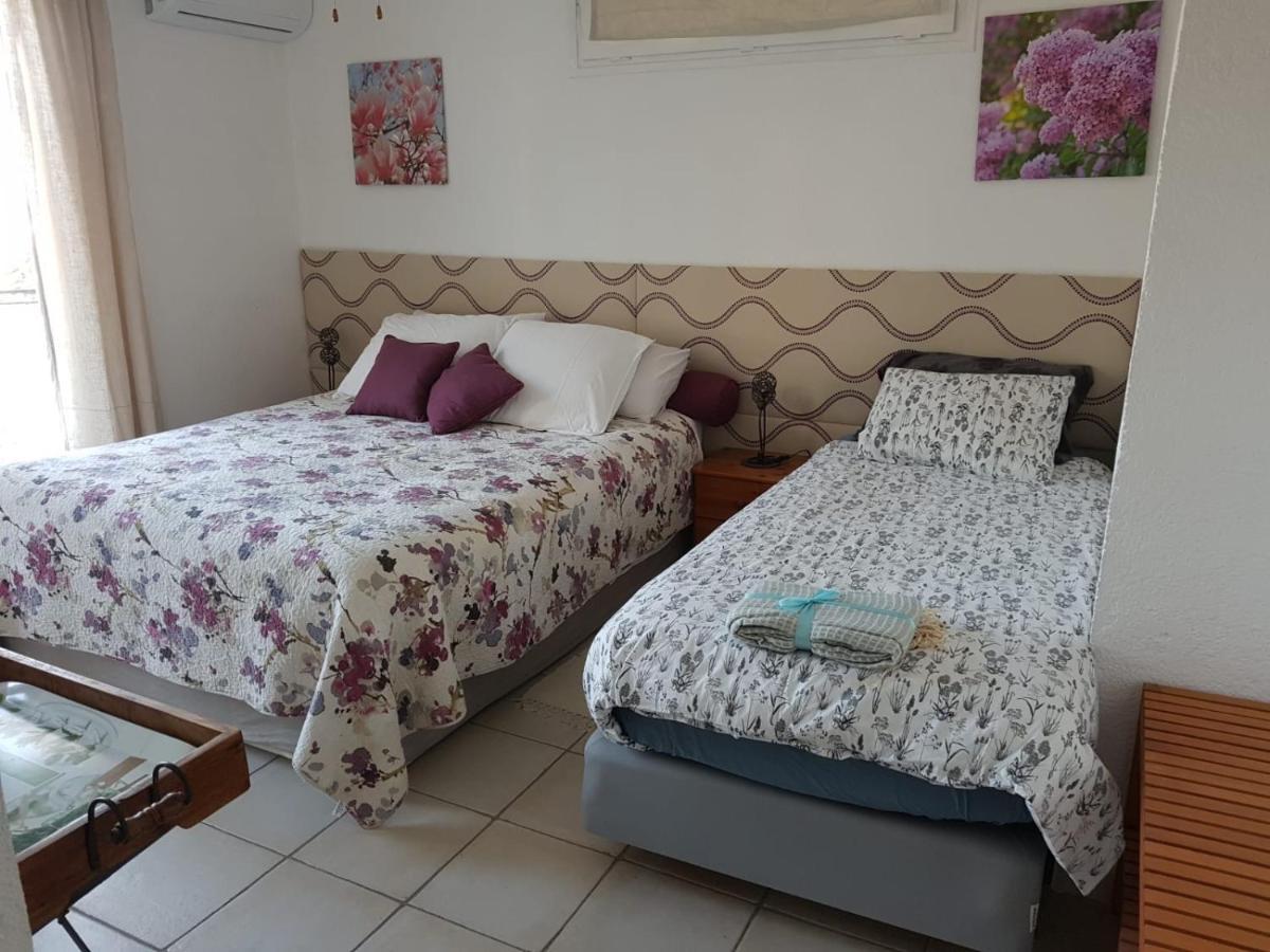 Chambre Triple avec Salle de Bains