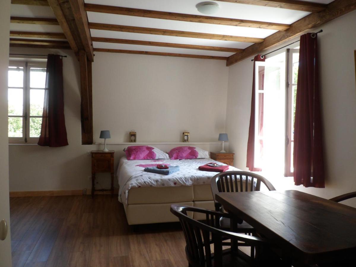 Chambre Triple avec Salle de Bains
