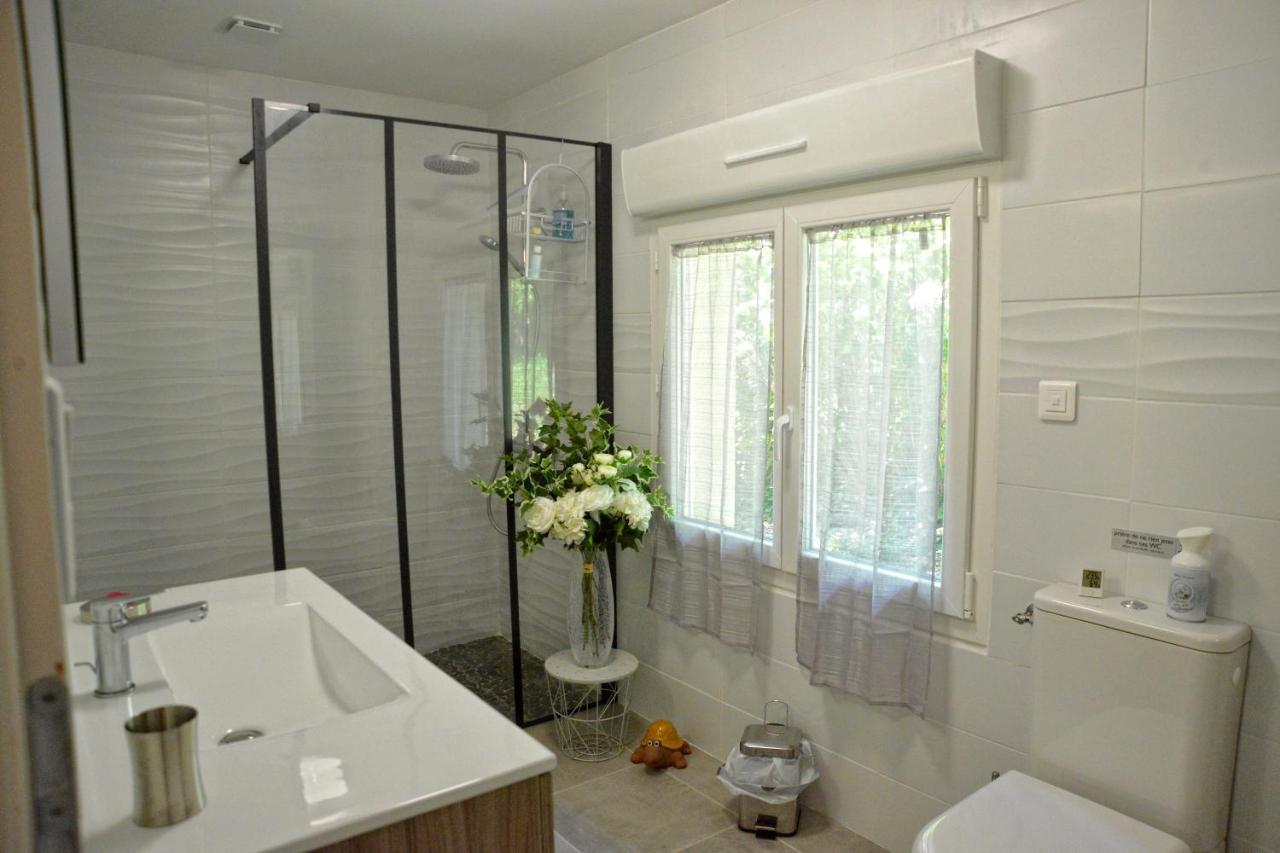 Double Room Private Bathroom