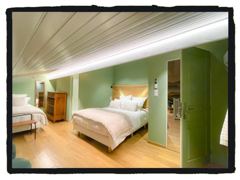 Chambre Deluxe (2 Adultes + 1 Enfant)