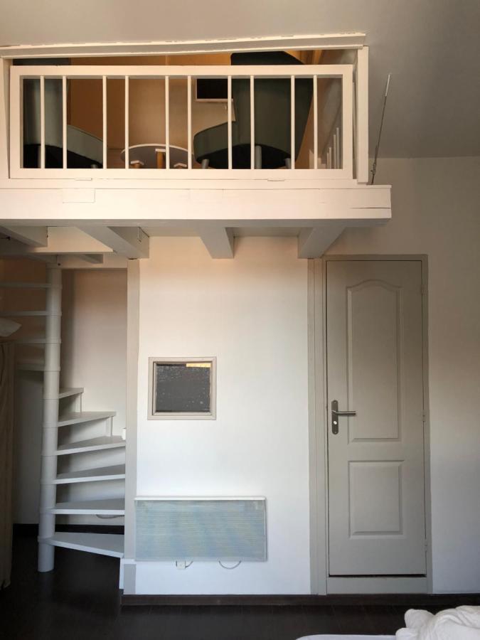 Double or Twin Room Private Bathroom