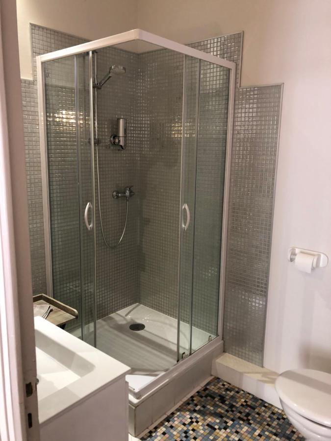 Triple Room Private Bathroom