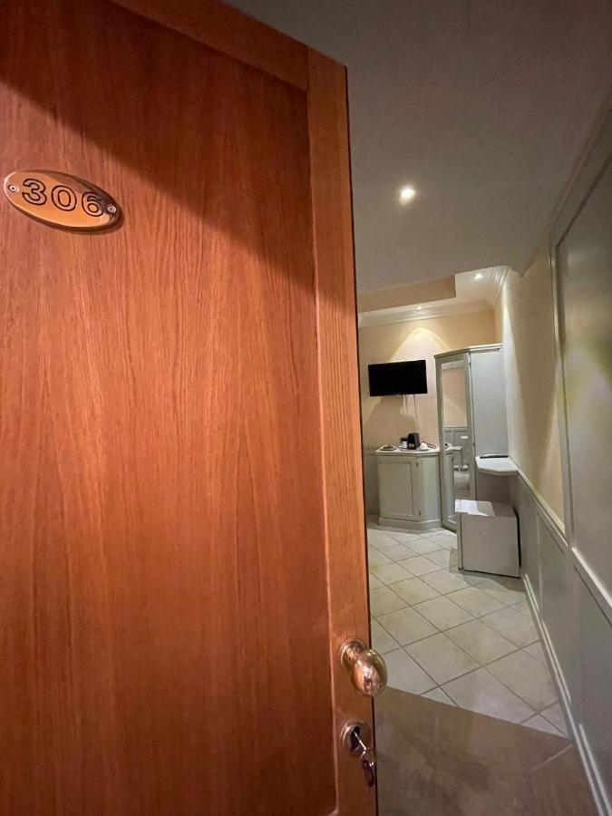 Chambre Double ou Lits Jumeaux Deluxe Supérieure