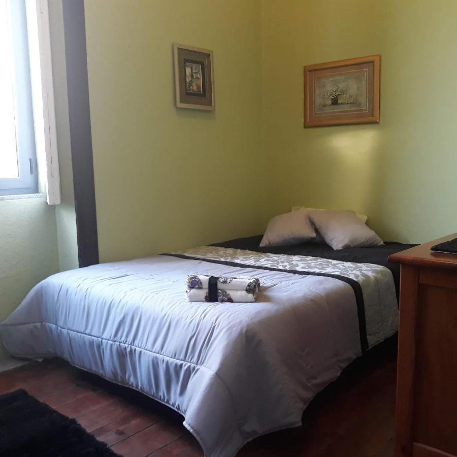 Chambre Double avec Toilettes Communes