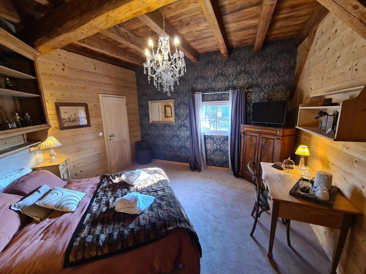 Chambre Double - Vue sur Jardin - Côté Terrasse