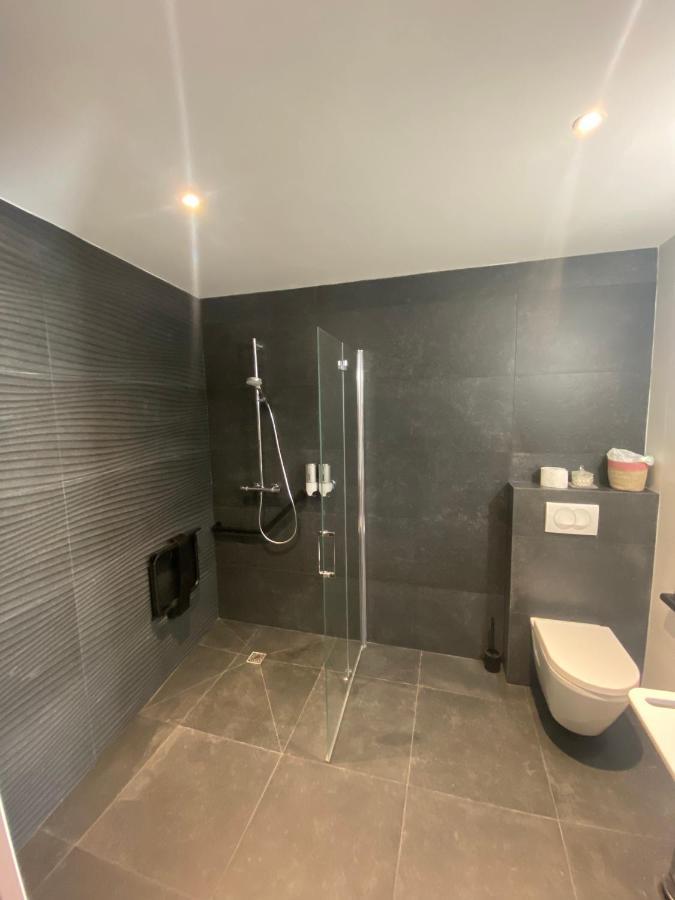 Chambre Double - Accessible aux Personnes à Mobilité Réduite