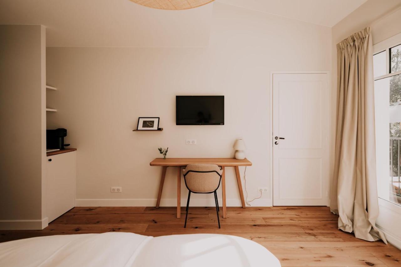Large Double Room,1487542153:JPEG