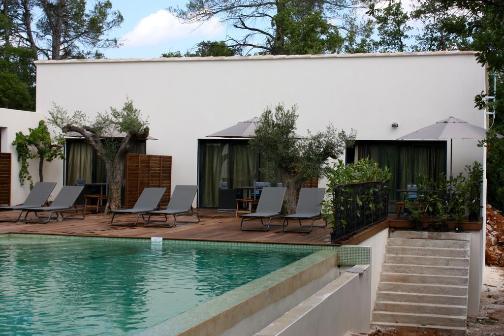 Studio - Vue sur Piscine