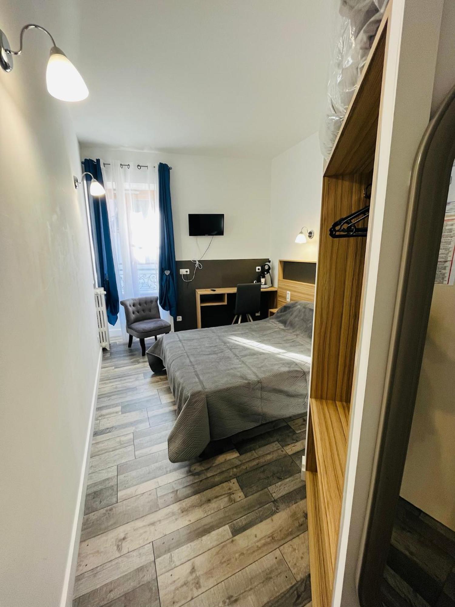 Deluxe Room,1563501091:JPEG