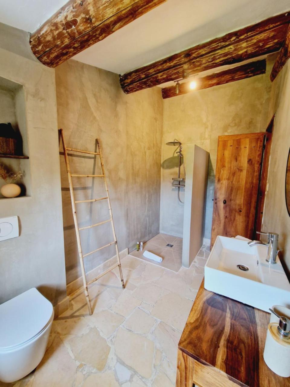Double Room with Private Bathroom,1572687974:JPEG
