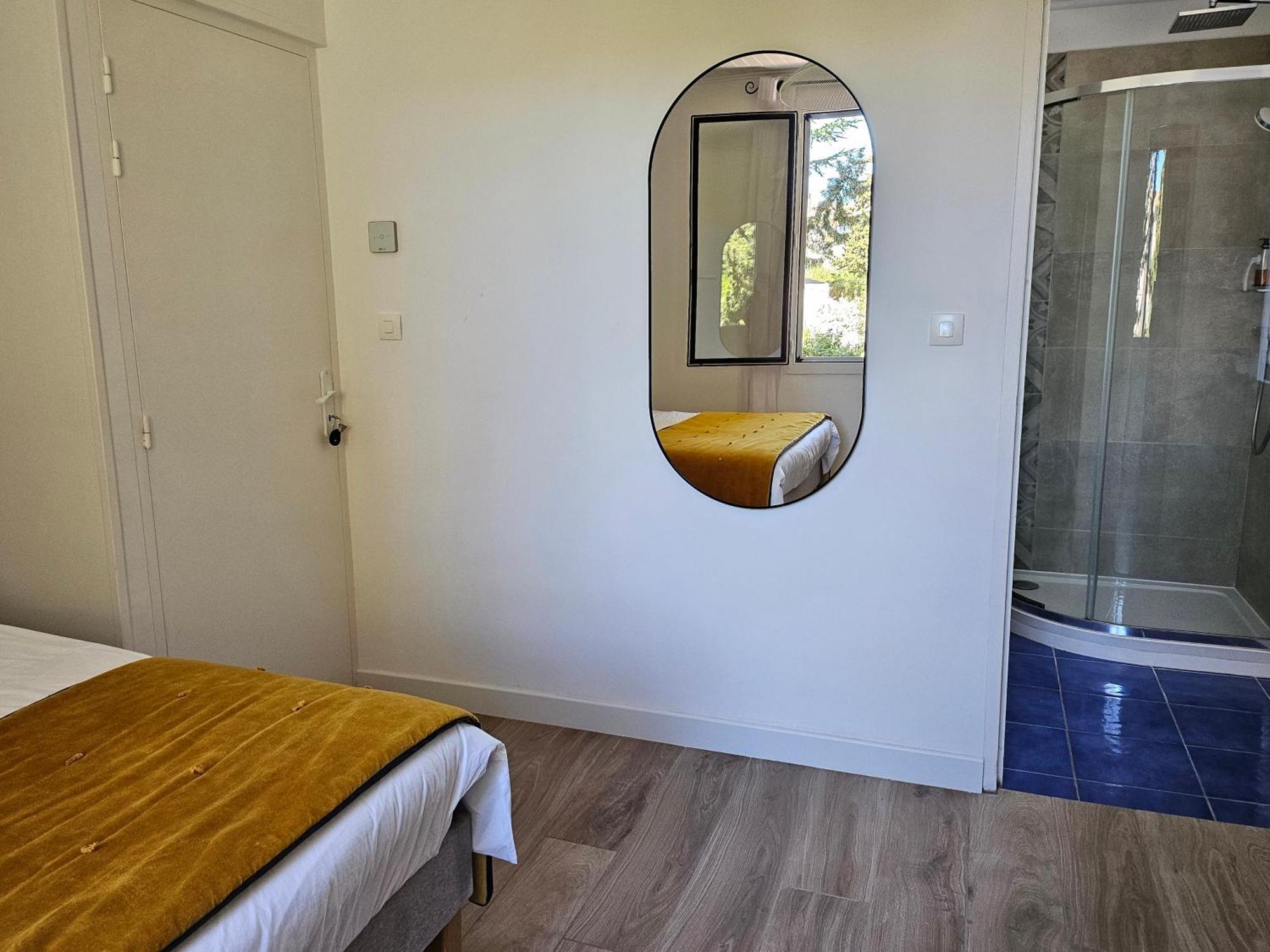 Double Room with Garden View,1576817093:JPEG