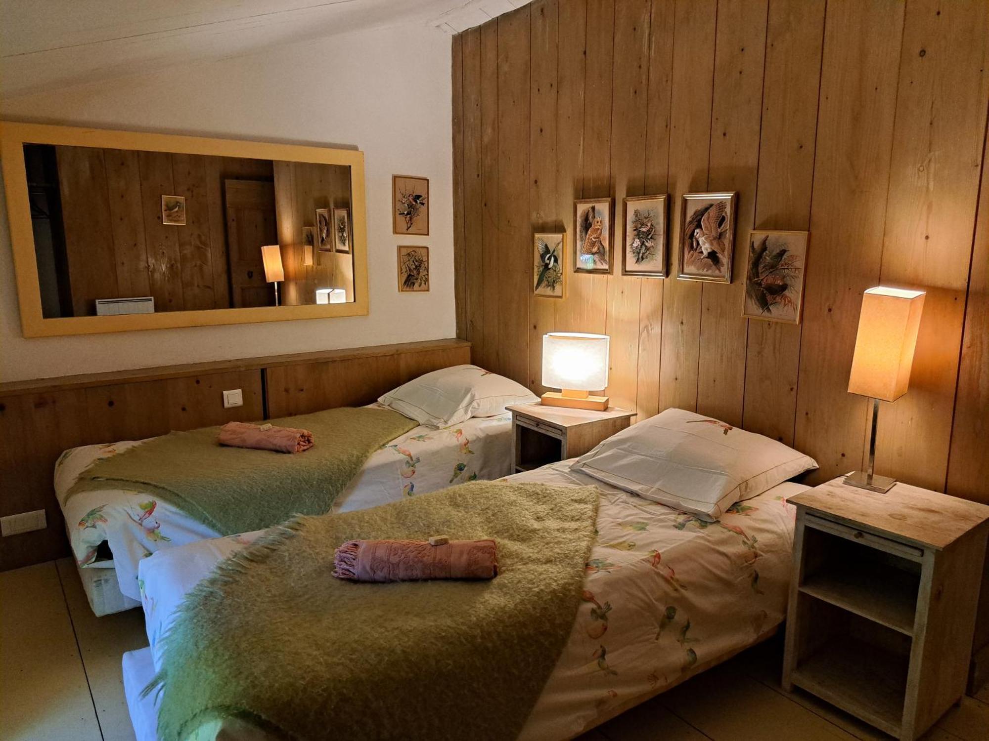 Two-Bedroom Suite,1587510973:JPEG