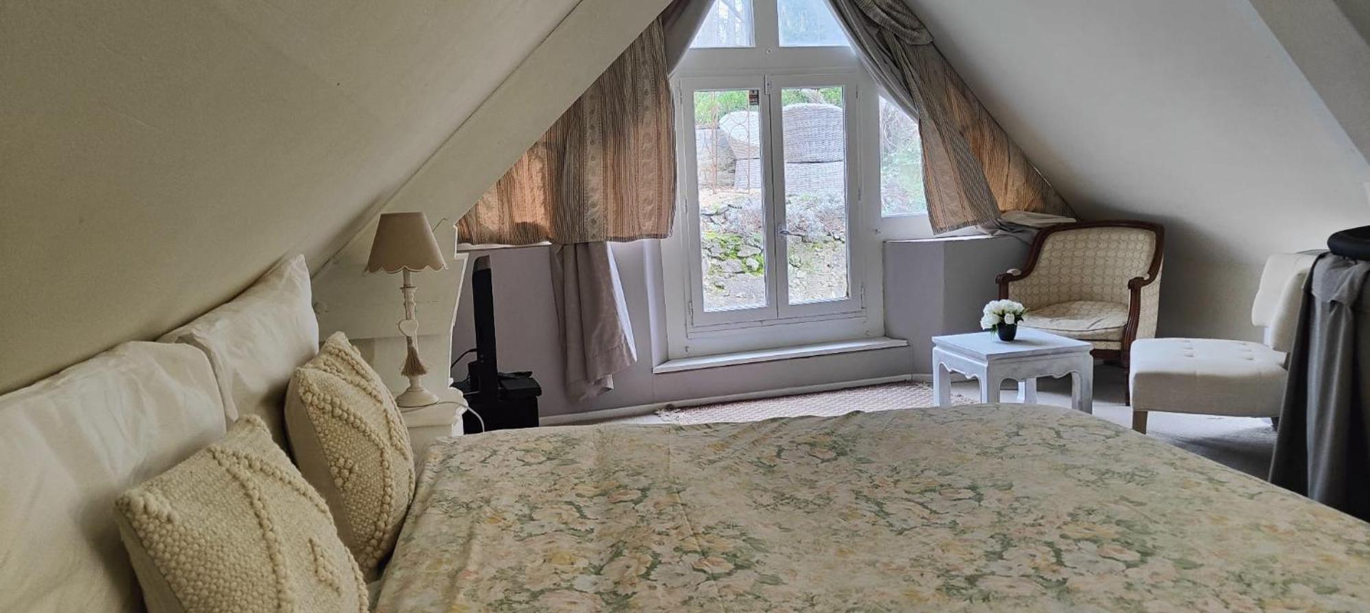 Queen Room with Garden View,1591324829:JPEG