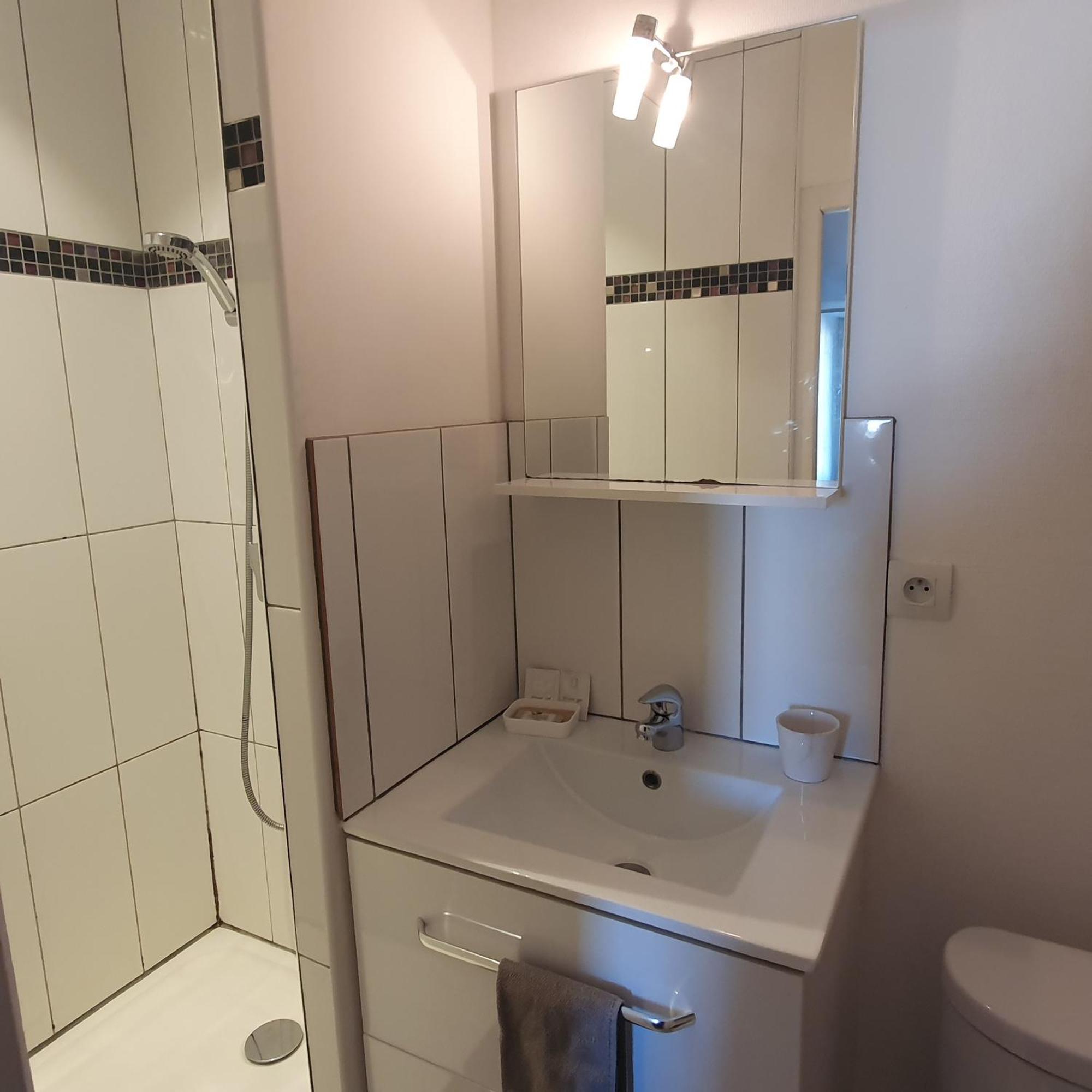 Chambre Double avec Salle de Bains Privative