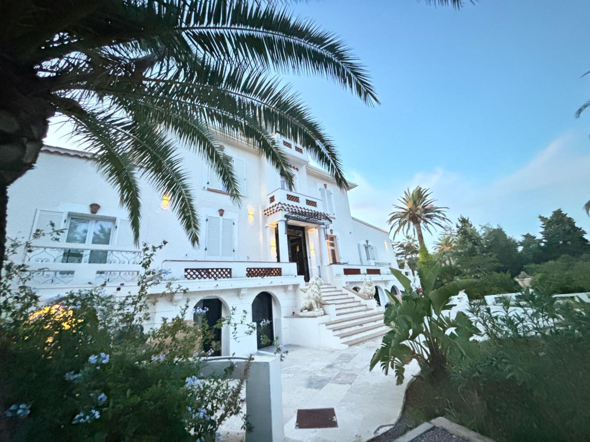 Suite - Vue sur Piscine