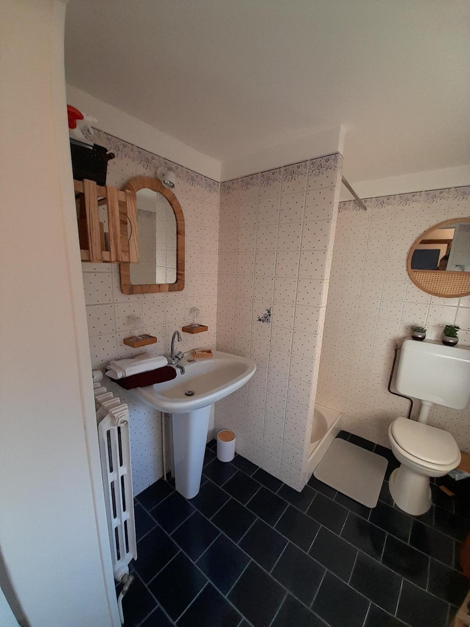 Chambre Double avec Salle de Bains Privative