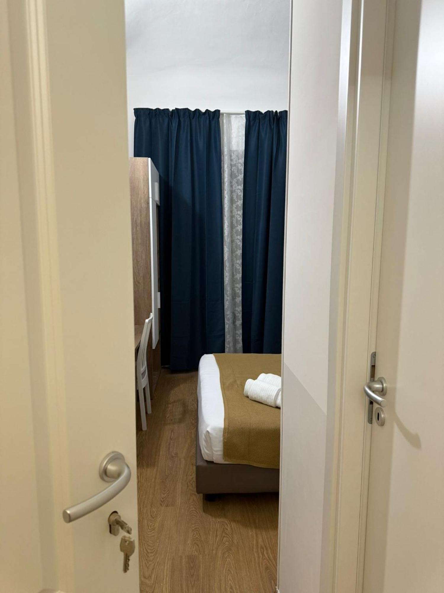 Double Room,1630871285:JPEG