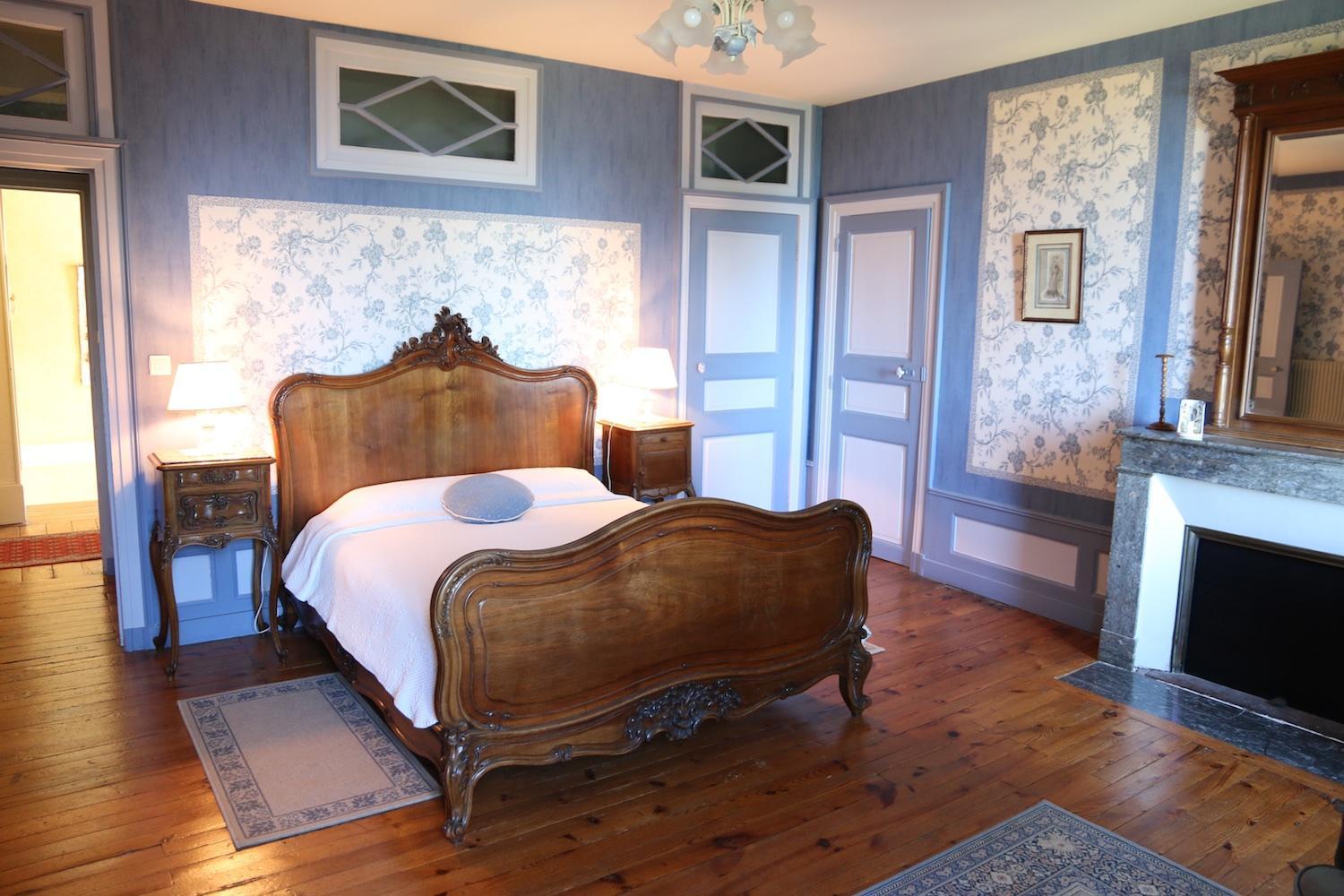 Chambre Triple avec Salle de Bains Privative