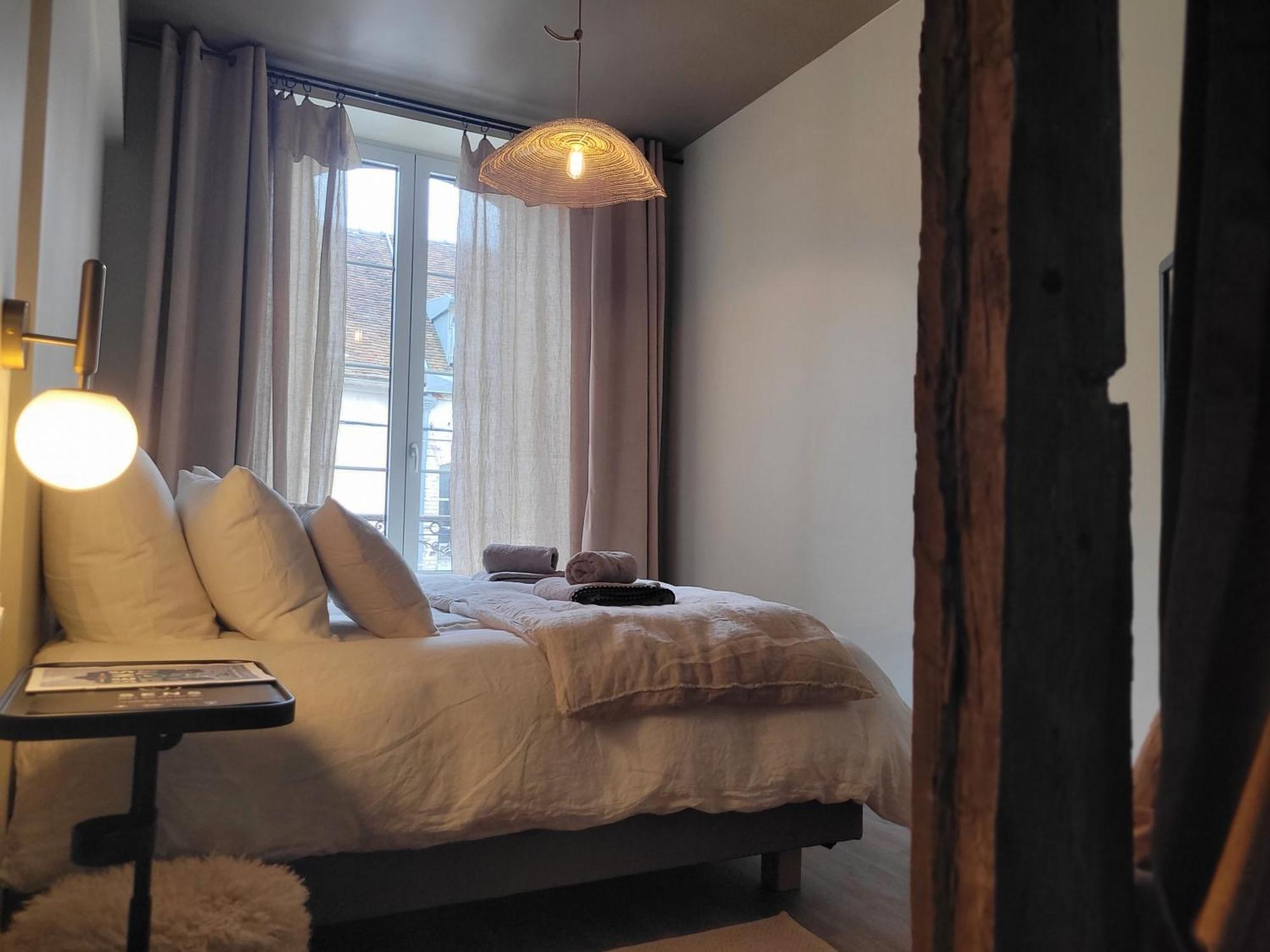 Chambre Double ou Lits Jumeaux - Vue sur Ville