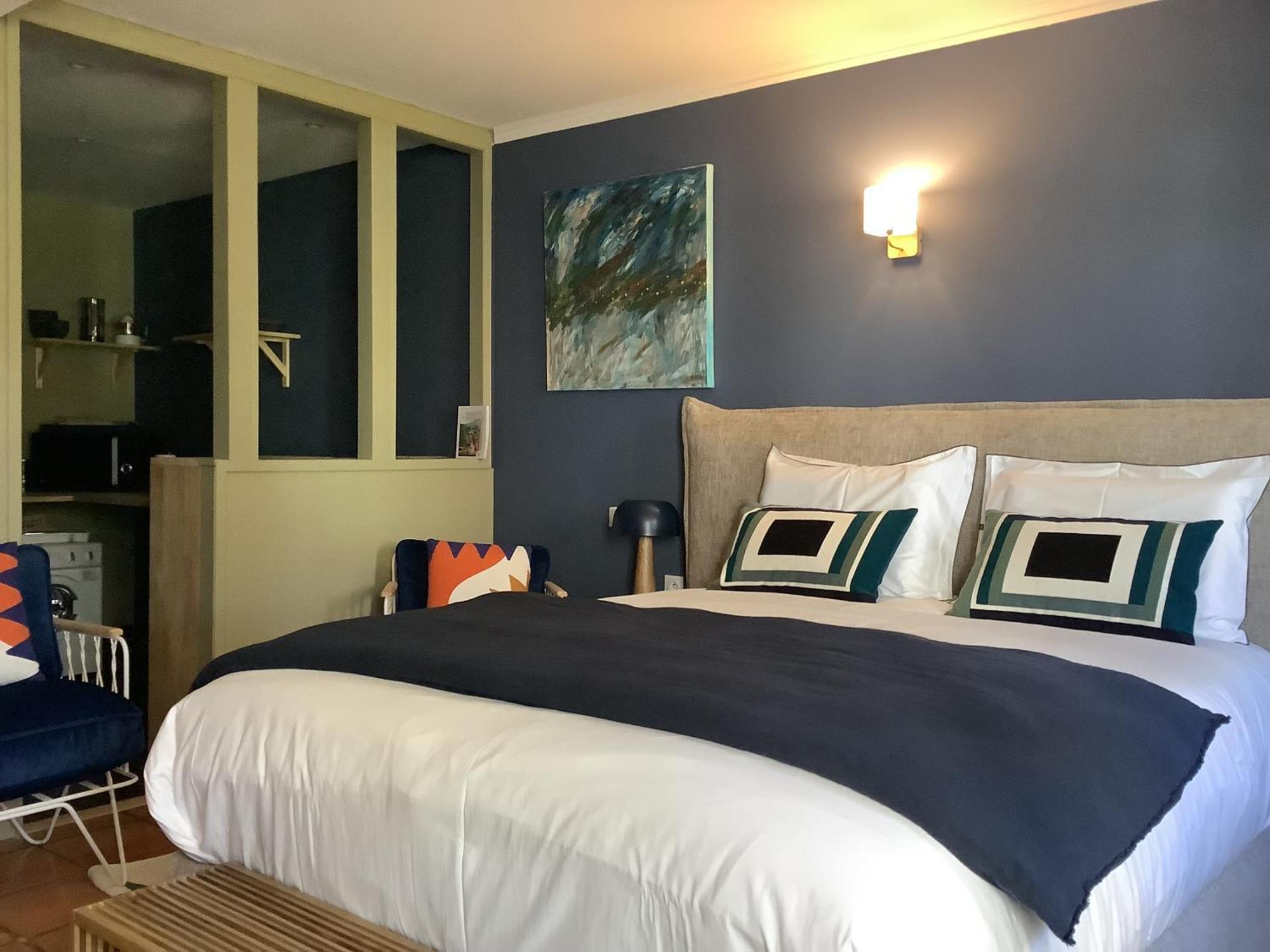 Apartment with Terrace,1653546231:JPEG
