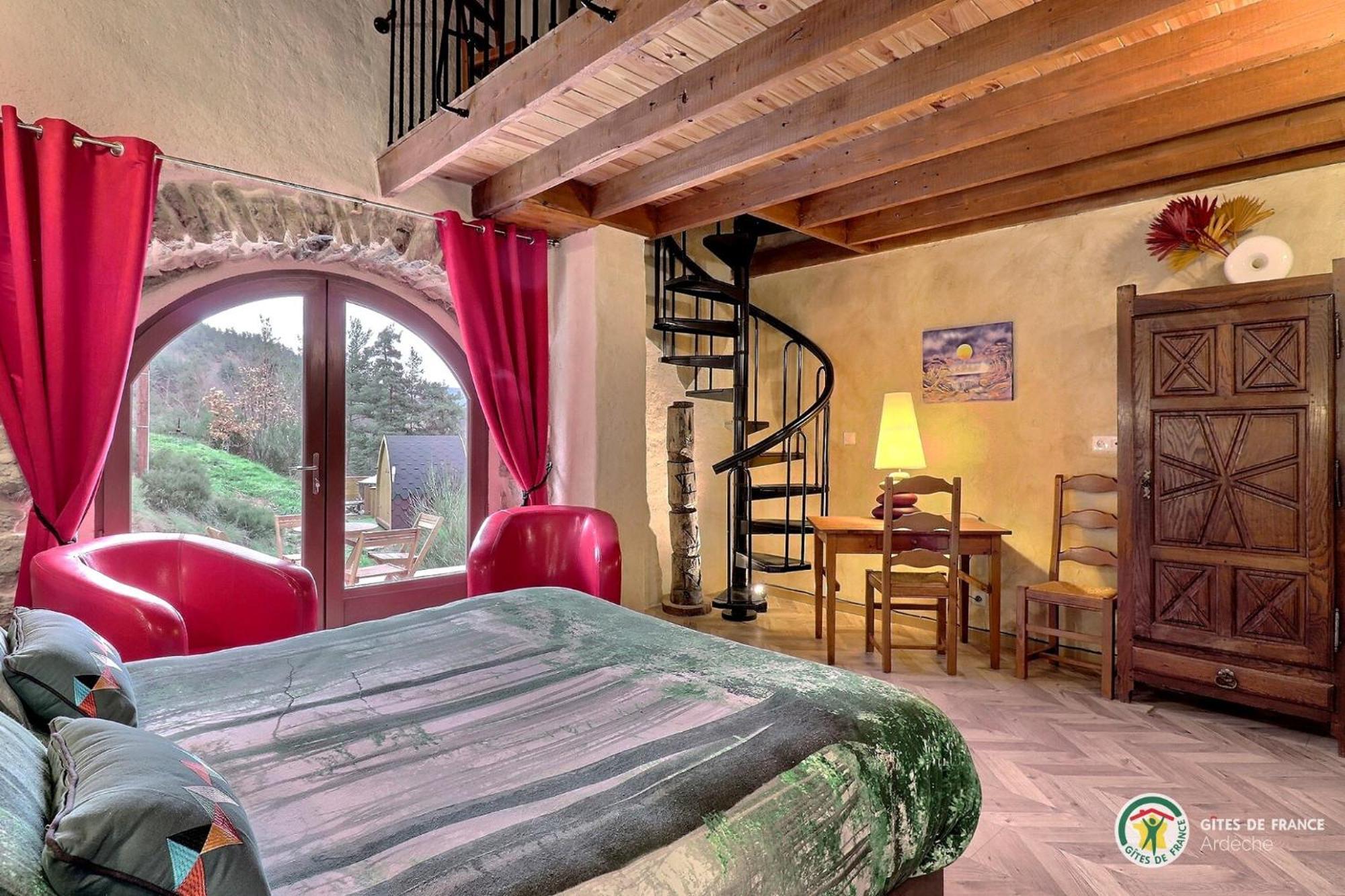 Superior Quadruple Room,1662474252:JPEG
