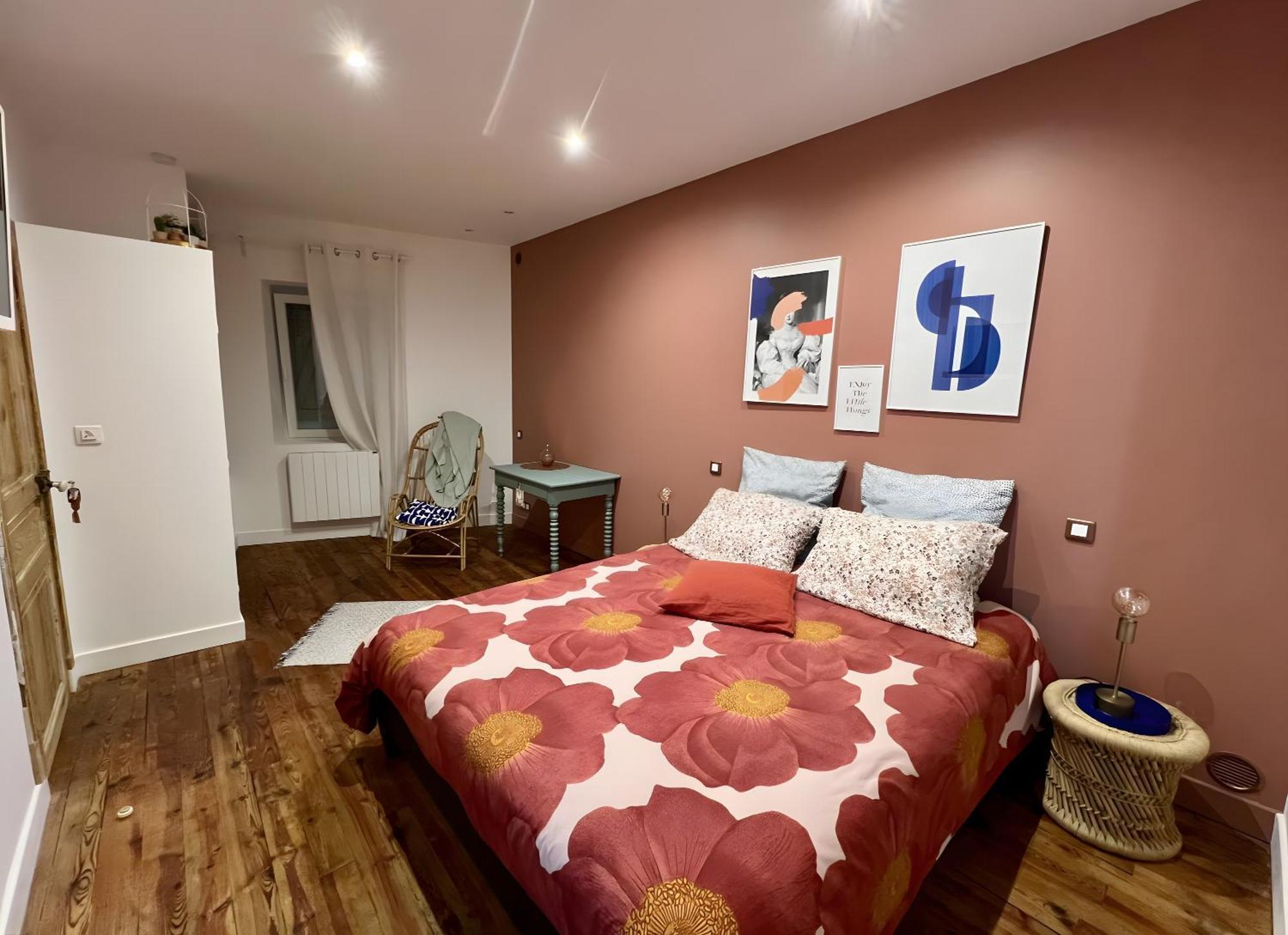Double Room with Private Bathroom,1711329471:JPEG