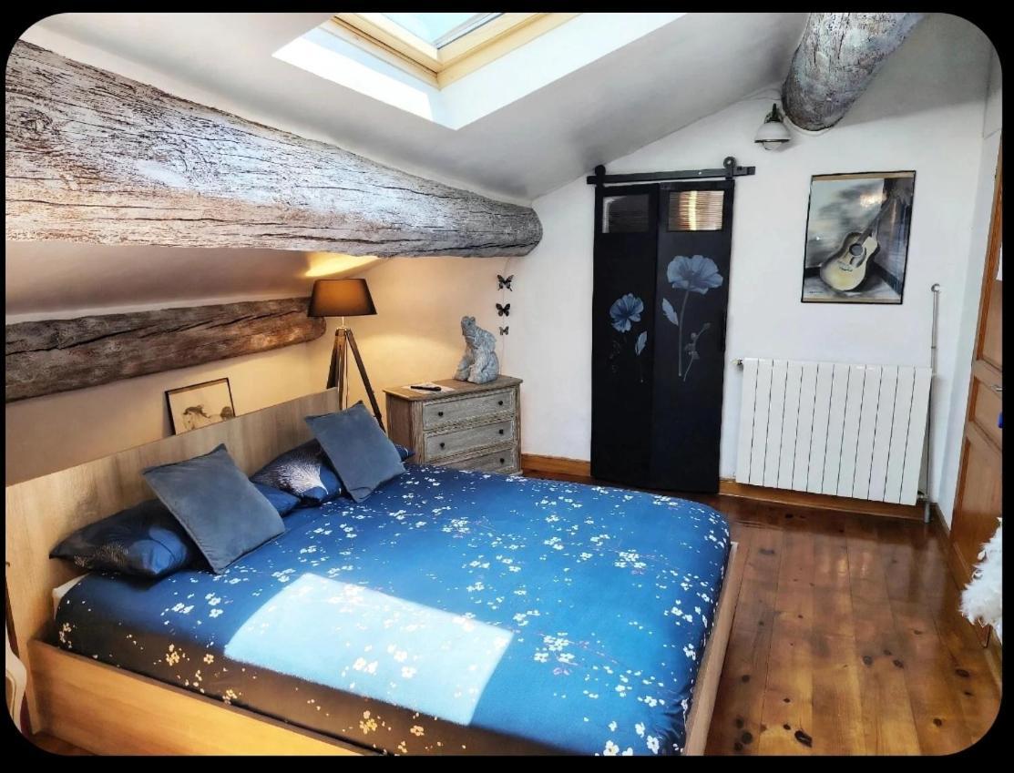Deluxe Double Room Private Bathroom
