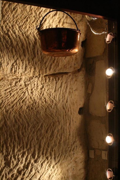 Chambre Quadruple Troglodyte « Le Logis Du Gardien »
