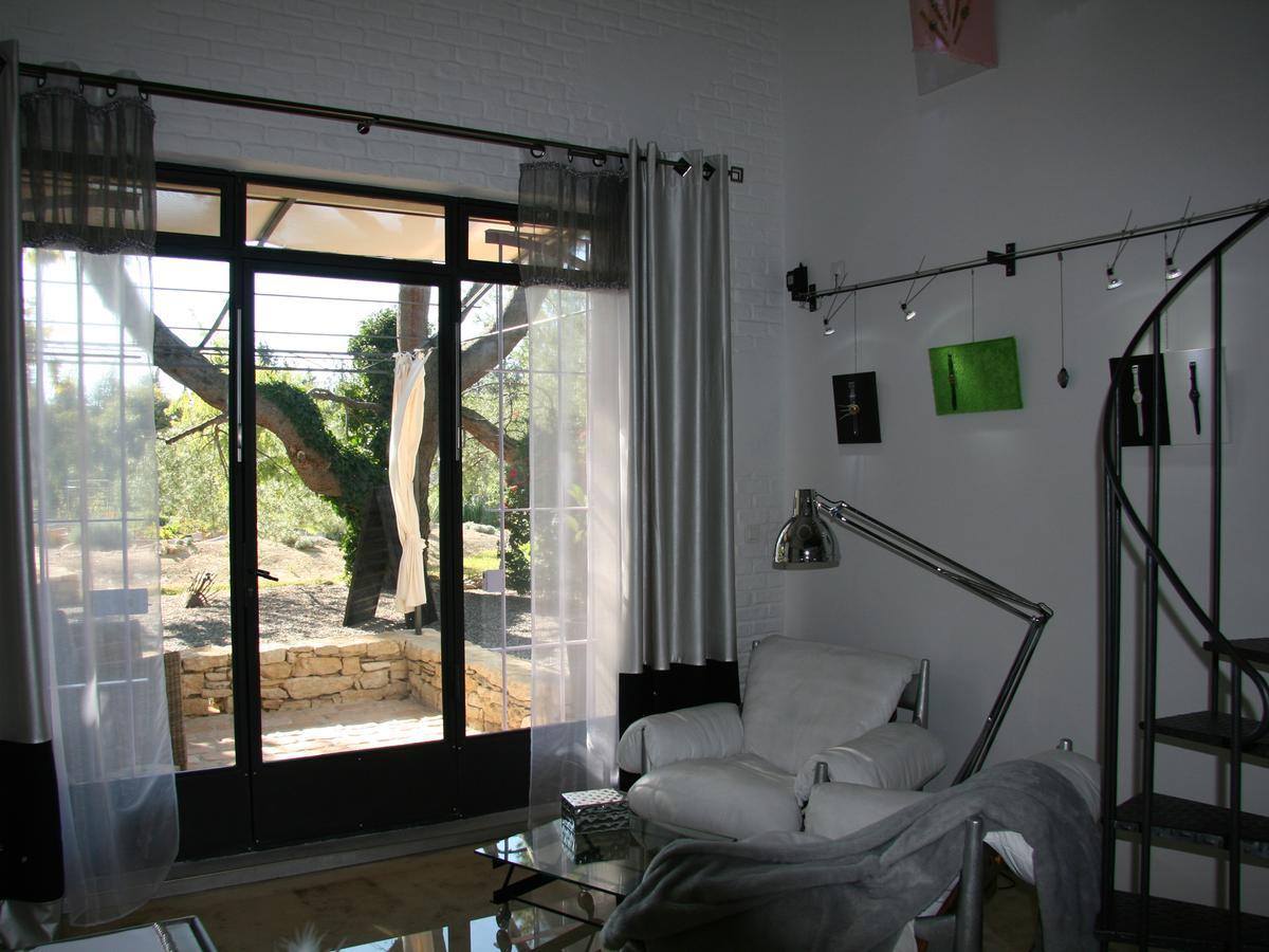 Chambre Double ou Lits Jumeaux Deluxe – Vue sur Jardin