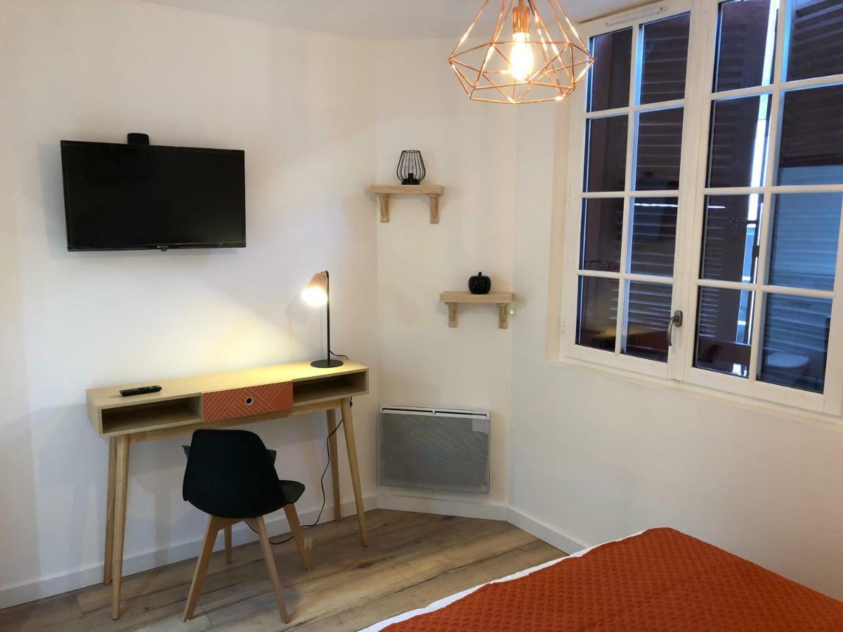 Standard Double Room,801898914:JPEG