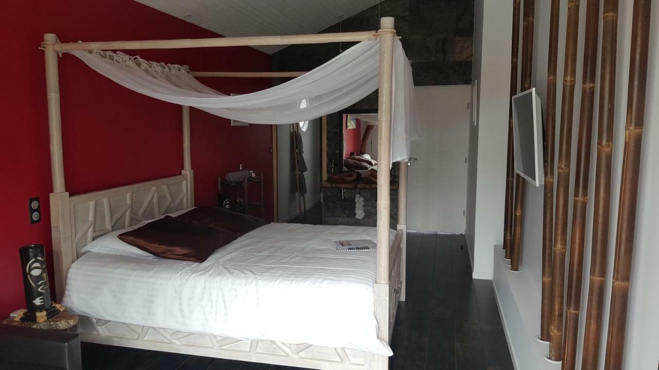 Suite with Pool View,854933975:JPEG