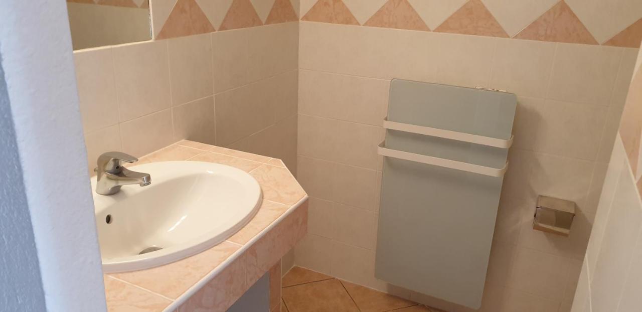 Double Room,859829135:JPEG