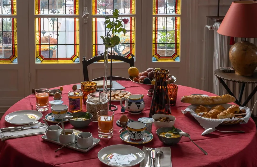 MaisondesChaumes-Paris-1