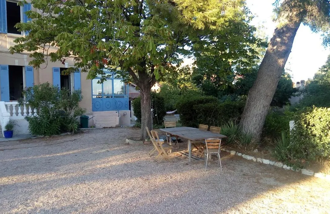 Maison d'Hôtes La Bastide Bleue-1