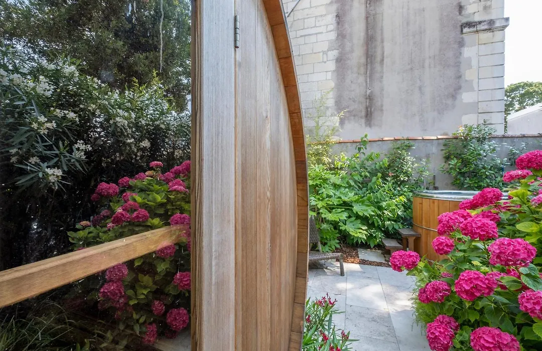Escale Rochelaise B&B, SPA bain nordique et sauna tonneau-1