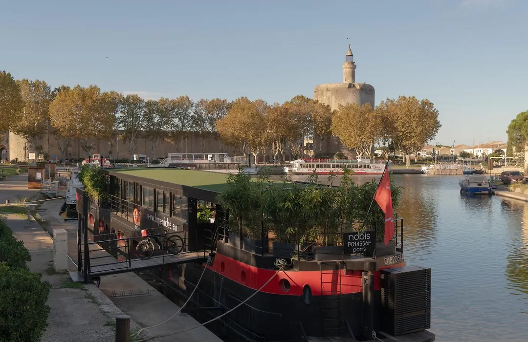 LA PENICHE - Bed And Bicycle - Aigues Mortes-1