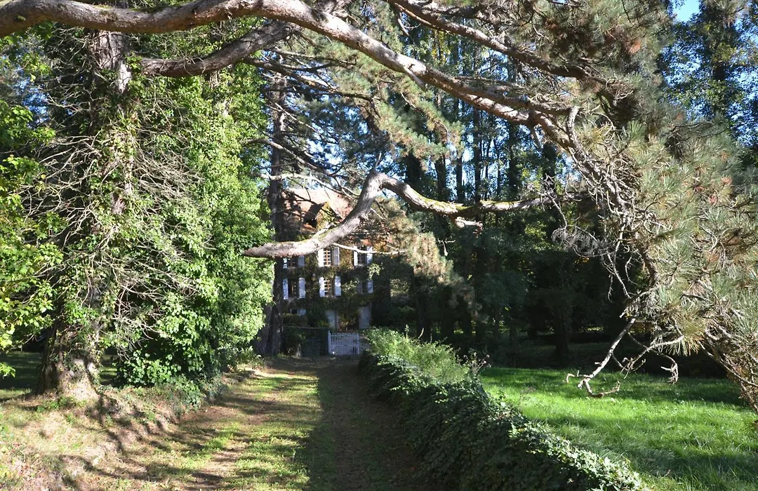 Le Domaine de Moroges-1