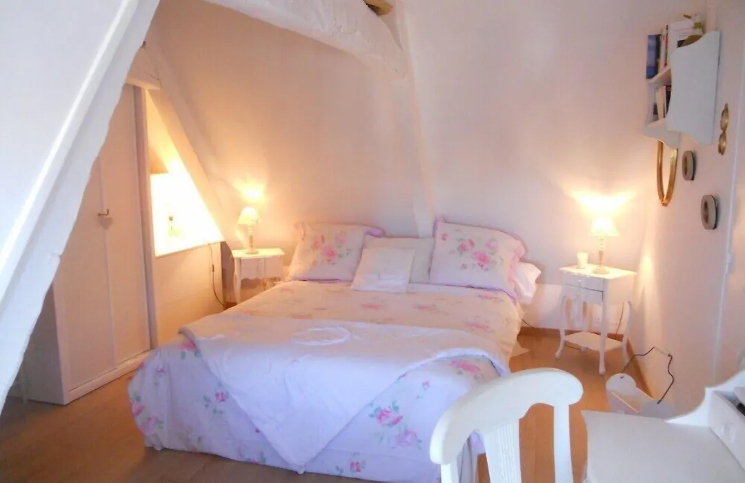 chambre d'hotes le nid du phare avec jacuzzi privé-1