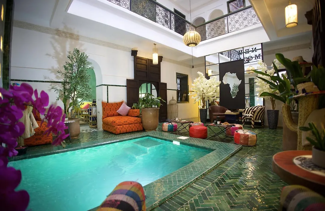 Riad New Moon-1