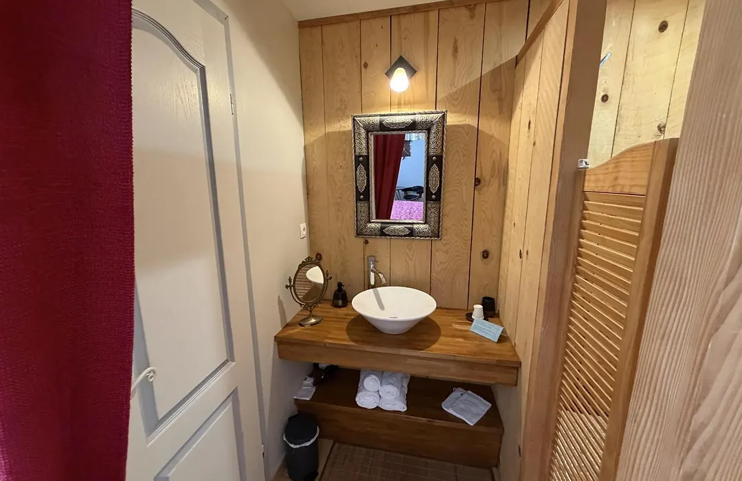 Chambres d'hôtes&Spa le Relais de la Cavayere-1