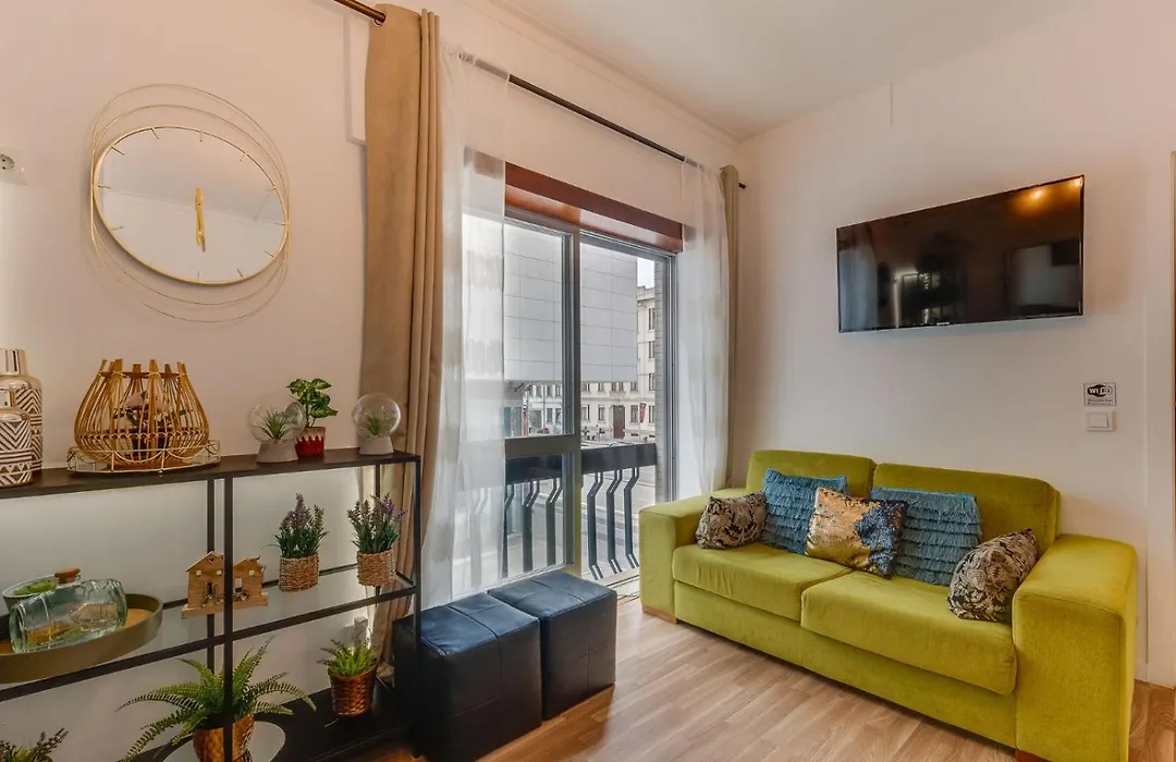 Avenue View Rooms-1