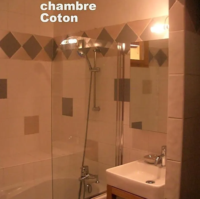 Les Filateries Chambre Lin-1