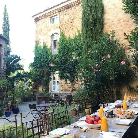 Les Aiguières en Provence-2