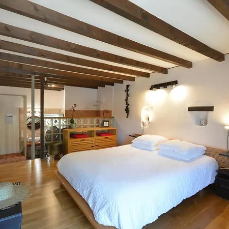B&B Le Mas Julien piscine chauffée adult only-3