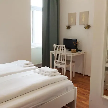 Hotel Pension Arpi-2