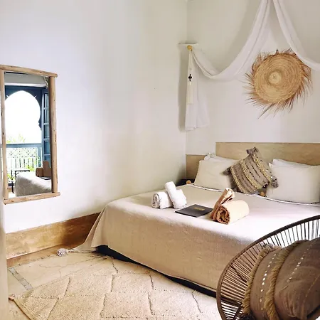 Riad Of The Light-3