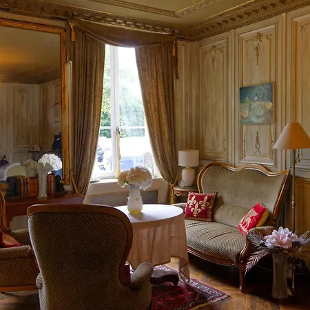 Chateau Du Four De Vaux-3