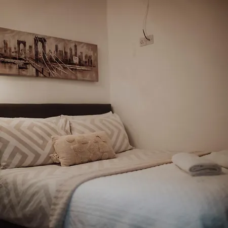 16 Pilrig Guest House-3